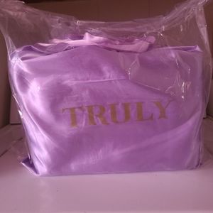 Truly beauty bag